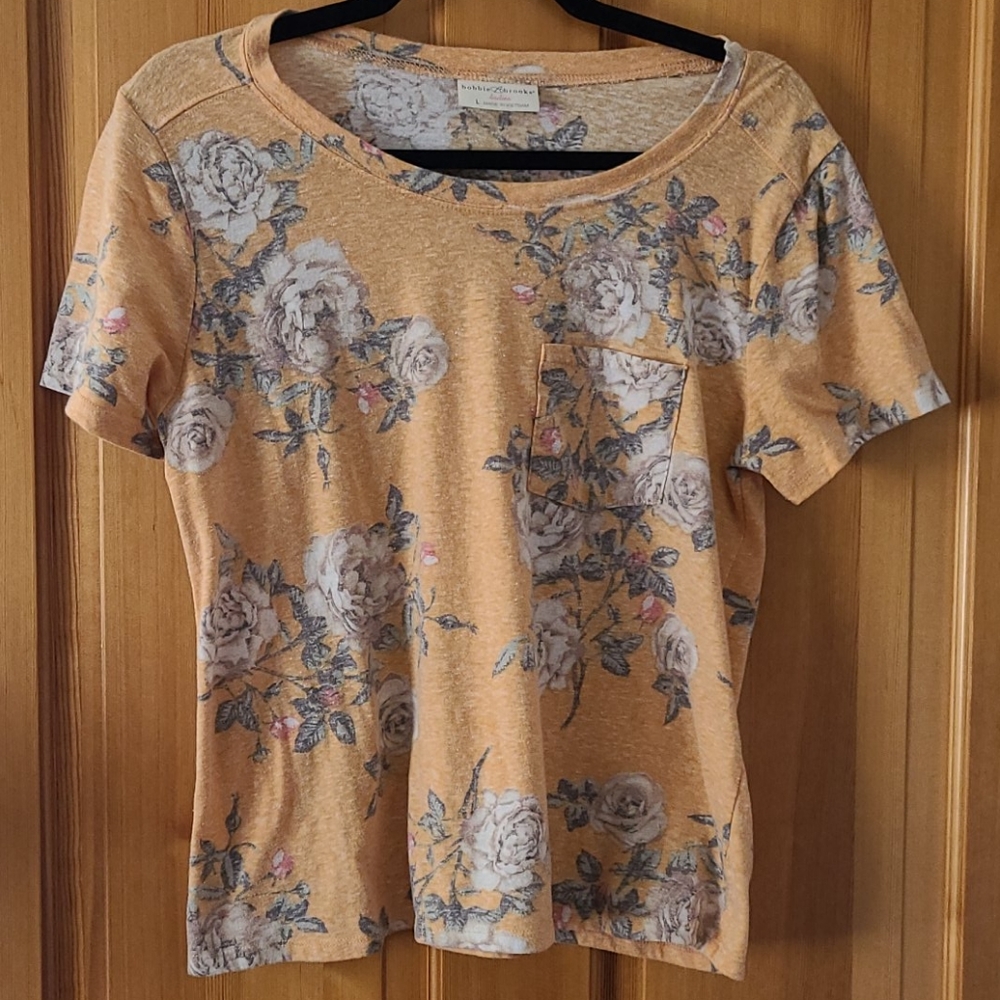 Women's Large Floral Top